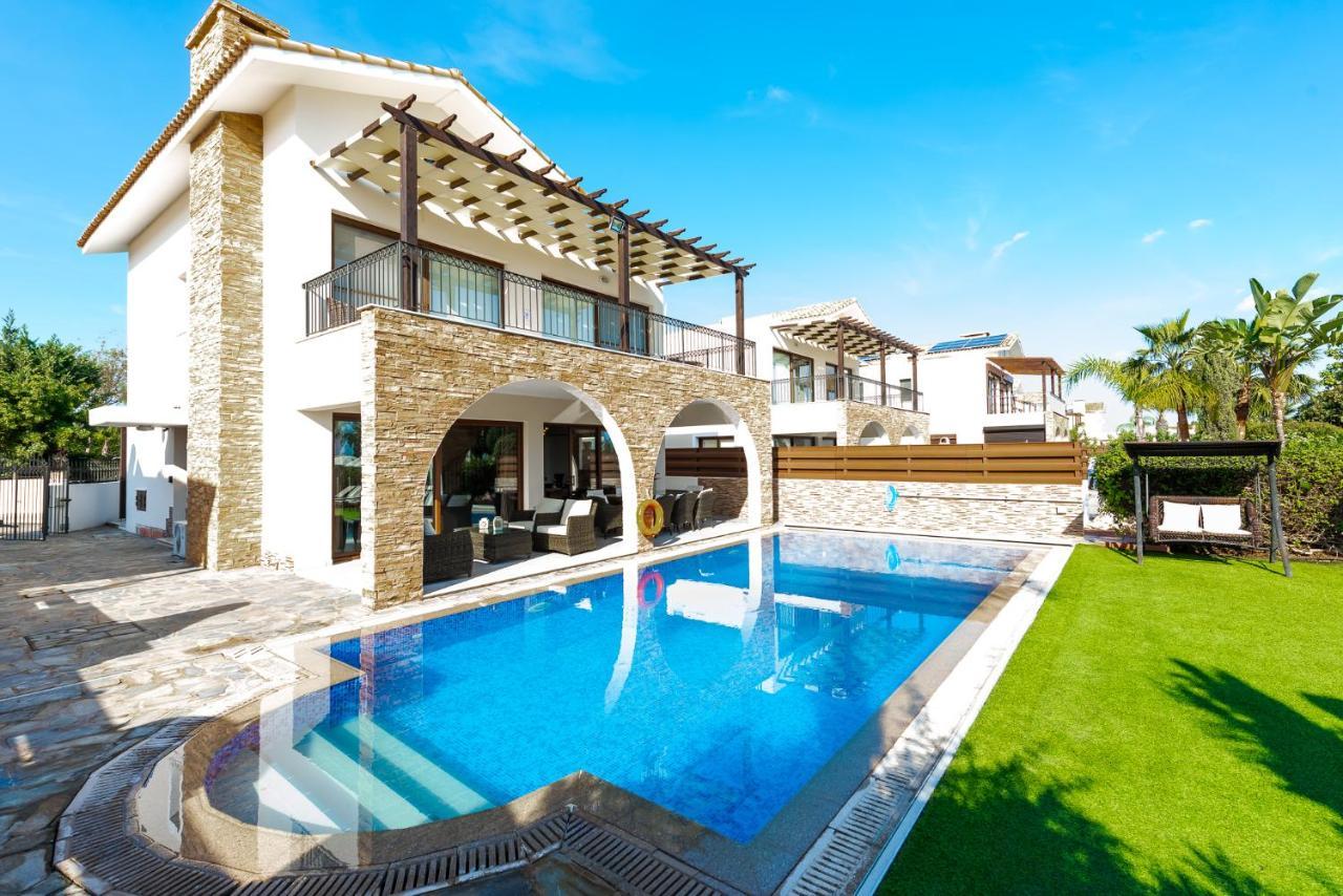 Sea Front Oceanus H2 By Ezoria Villas 圣纳帕 外观 照片
